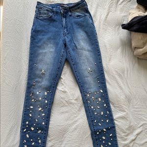 Mid-Waist Fashion Nova Jeans With Gems